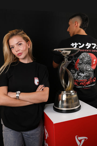 Camiseta + Pocillo Aleatorio Santa Fe | 10 Años Suruga Bank – Edición Conmemorativa