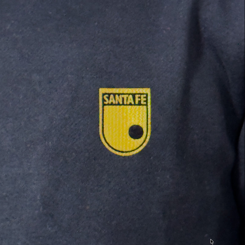 Combo Futbolero Saco Escudo Minimalista + Gorra + Lata
