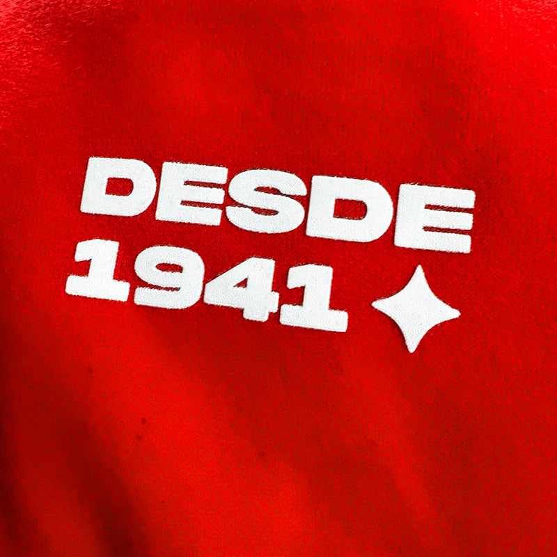CHAQUETA DEPORTIVA INFANTIL ROJA